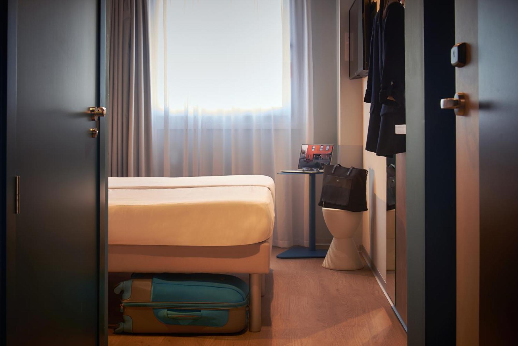Ibis Budget Vitoria Gasteiz Bagian luar foto