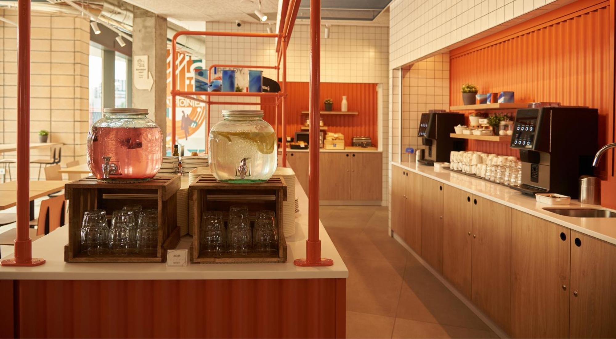 Ibis Budget Vitoria Gasteiz Bagian luar foto