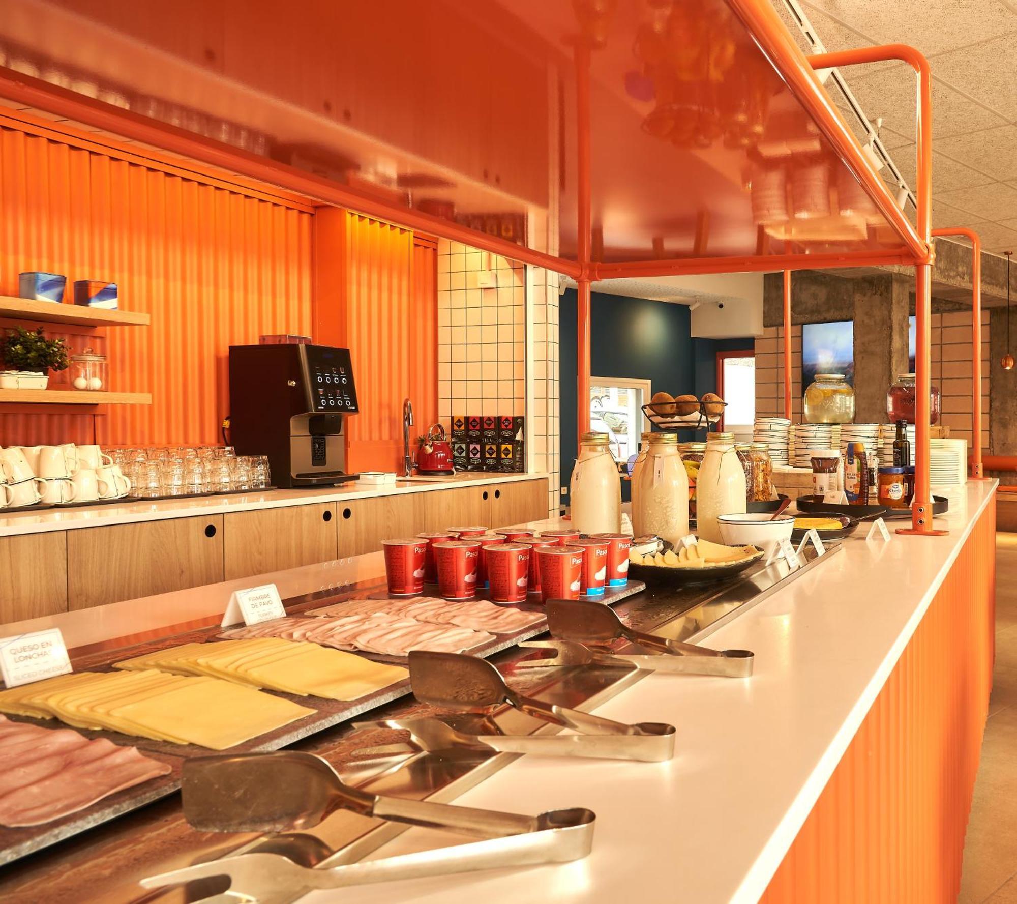 Ibis Budget Vitoria Gasteiz Bagian luar foto